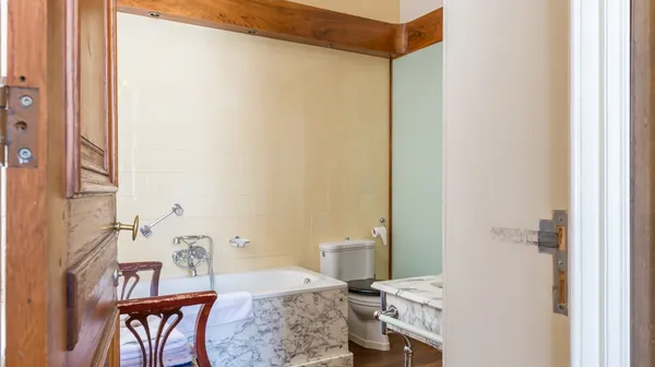 1770285741-10B) jaren 30 kamer badkamer (1)